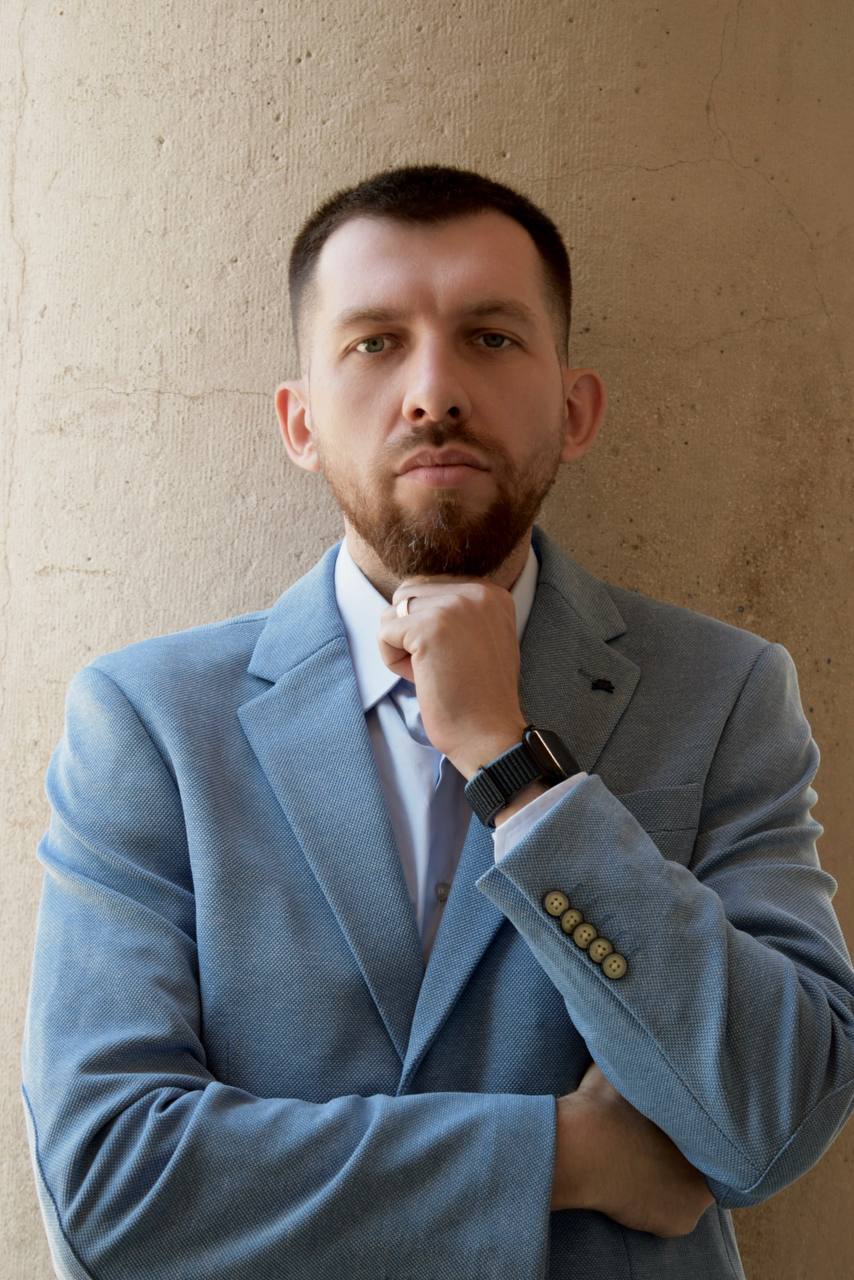 Nick Buinenko - Founder of SmartPipl